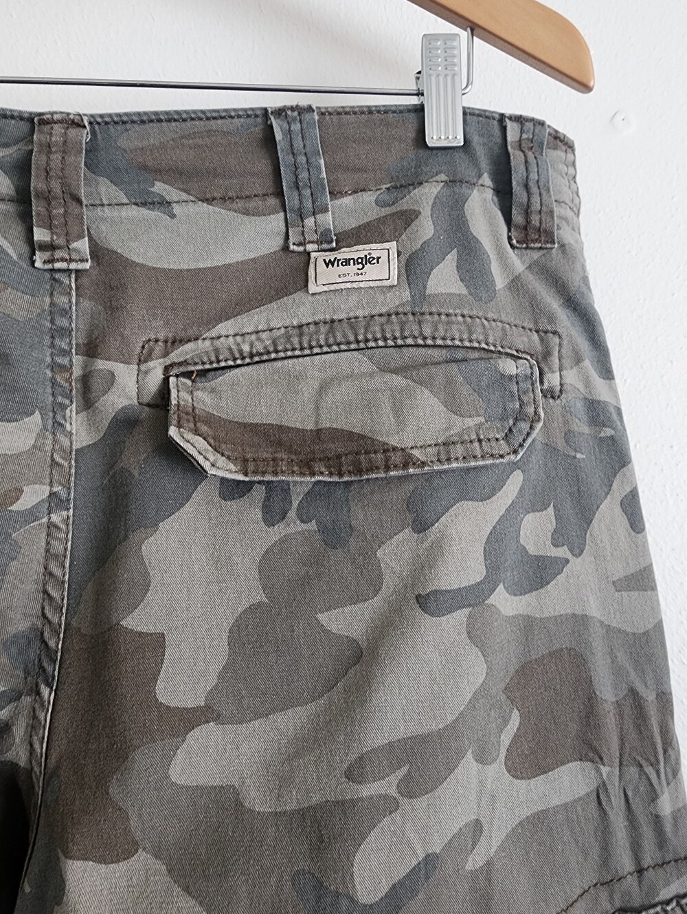 Wrangler Mens Camo Cargo Pants 36x32 Regular Taper Camouflage Stretch Utility - Picture 9 of 11